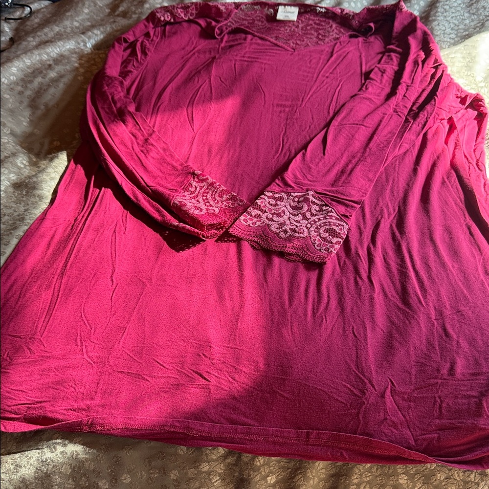 Elegant reddish pink Lace Women's Nightshirt